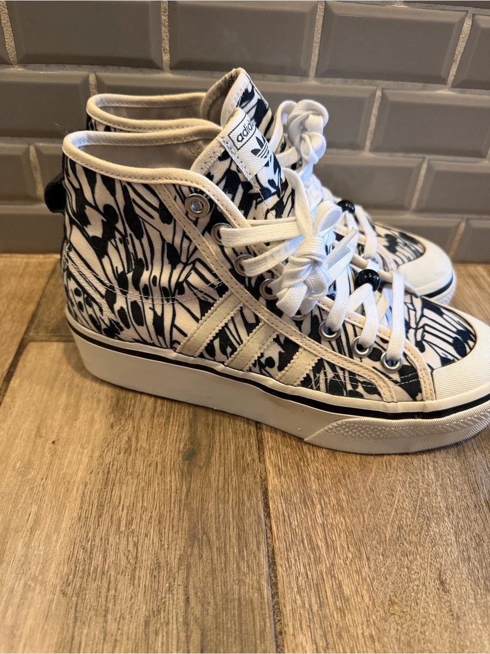 adidas “Nizza” platform mid -Top Sneakers
